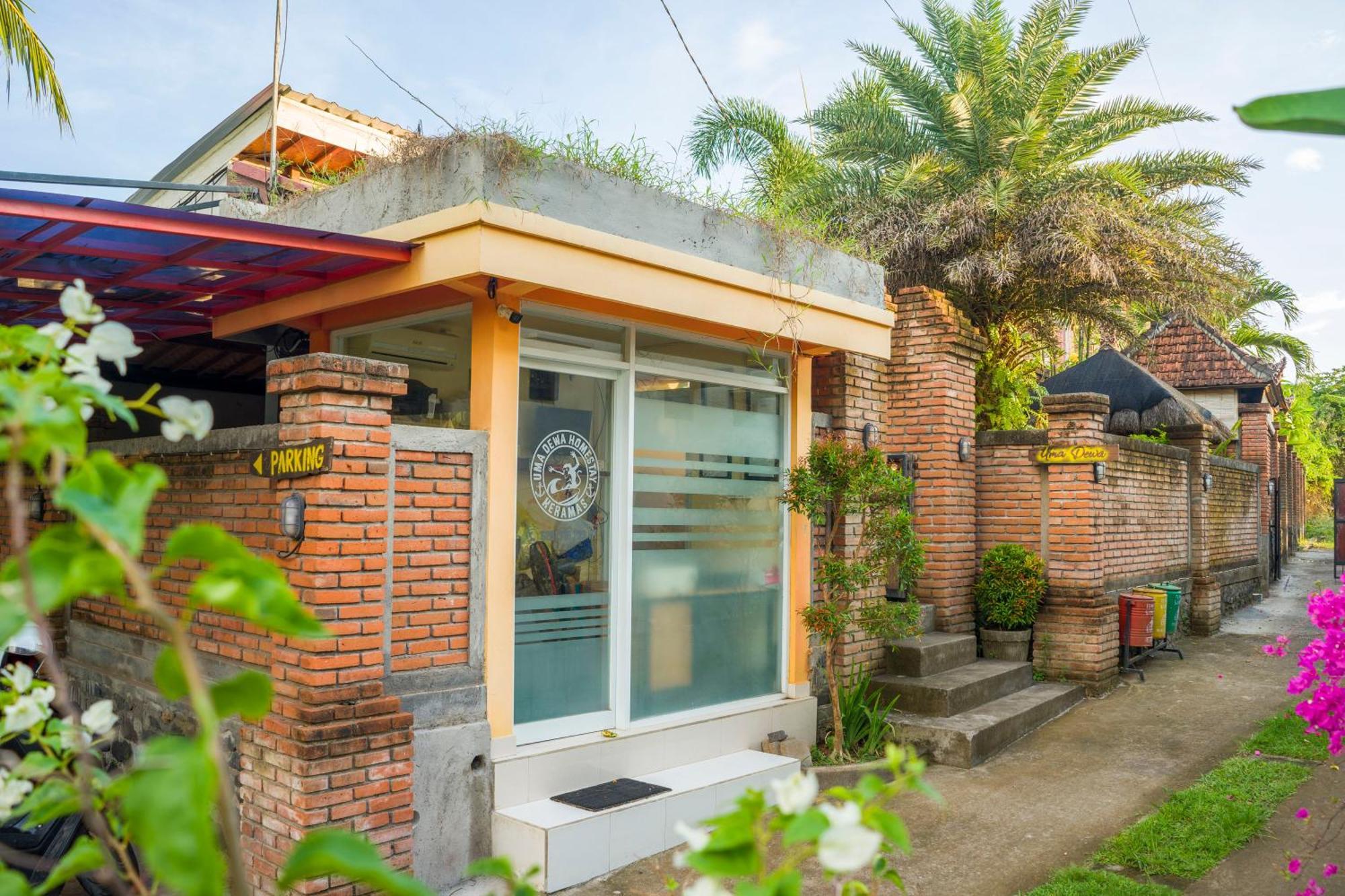 Uma Dewa Homestay Keramas Exterior photo